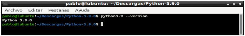 Pantalla de terminal de Linux con comando para comprobar la versión de Python 3 instalada