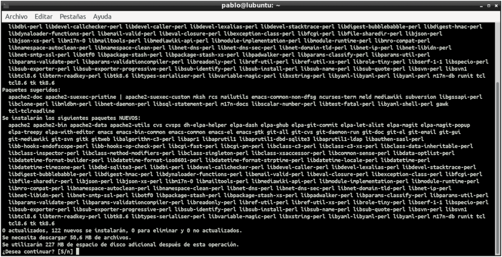 Pantalla de terminal de Linux con detalle de requisitos a instalar